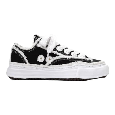 Flared Low Top Sneaker